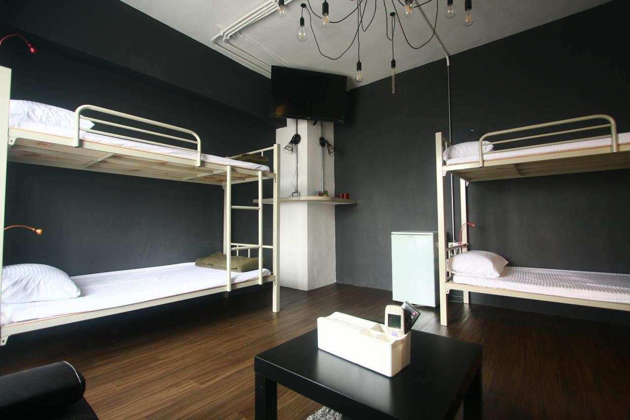 Hostel Color House Tchaj-čung Pokoj fotografie