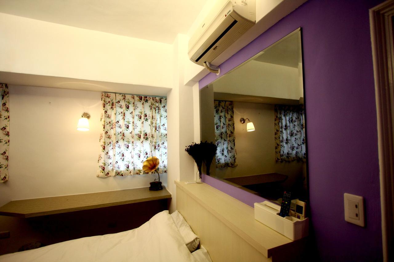 Hostel Color House Tchaj-čung Pokoj fotografie