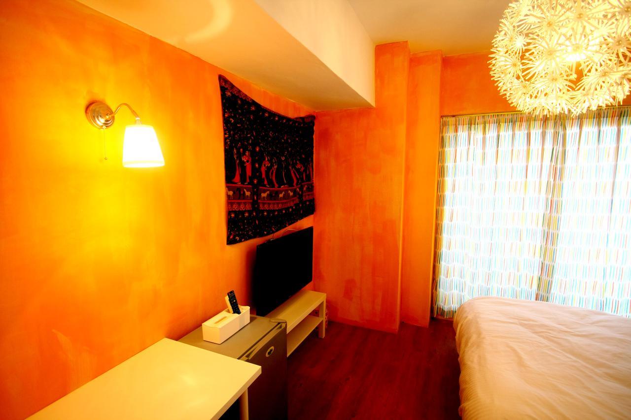 Hostel Color House Tchaj-čung Pokoj fotografie